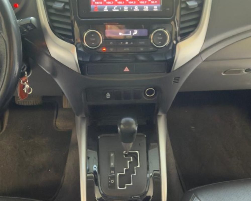 61cdd8c9-c553-4361-bce1-305cbce3d316