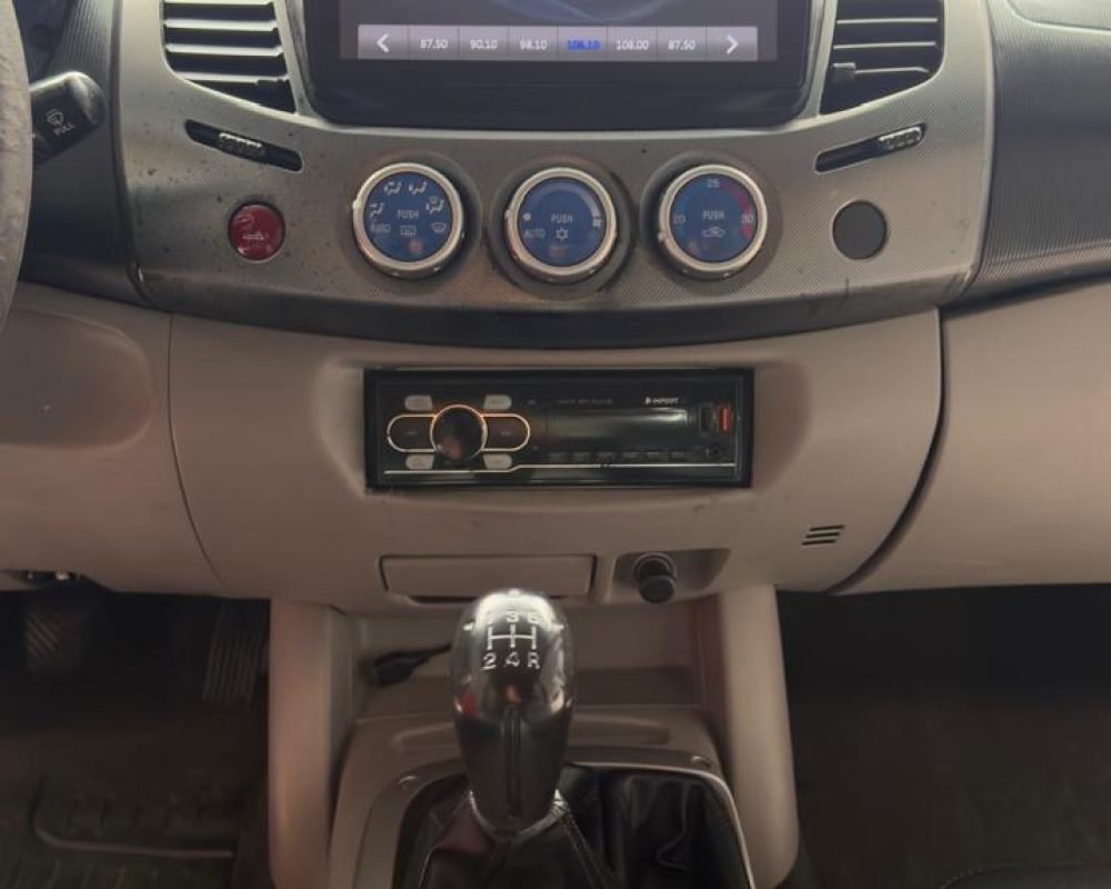 ffed1566-703d-4827-8508-d898a5aa5b5b